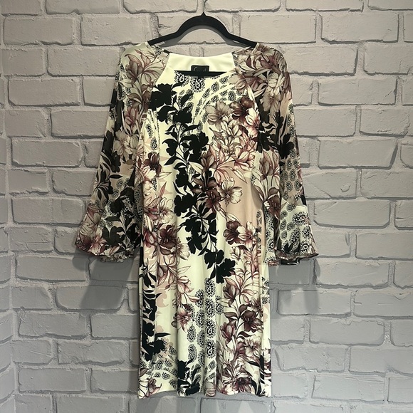 NWOT Connected Apparel Floral Long Sleeve Dress - Cream and Black size 6 - Picture 1 of 5